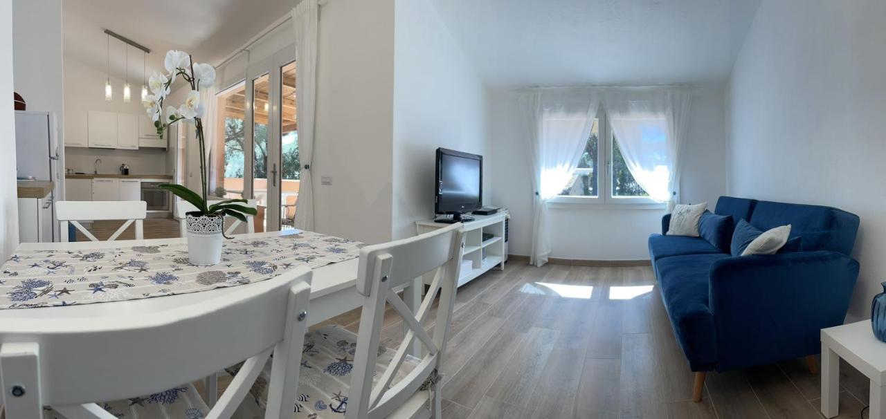 Beach House Calaverde Village Santa Margherita di Pula Exterior foto
