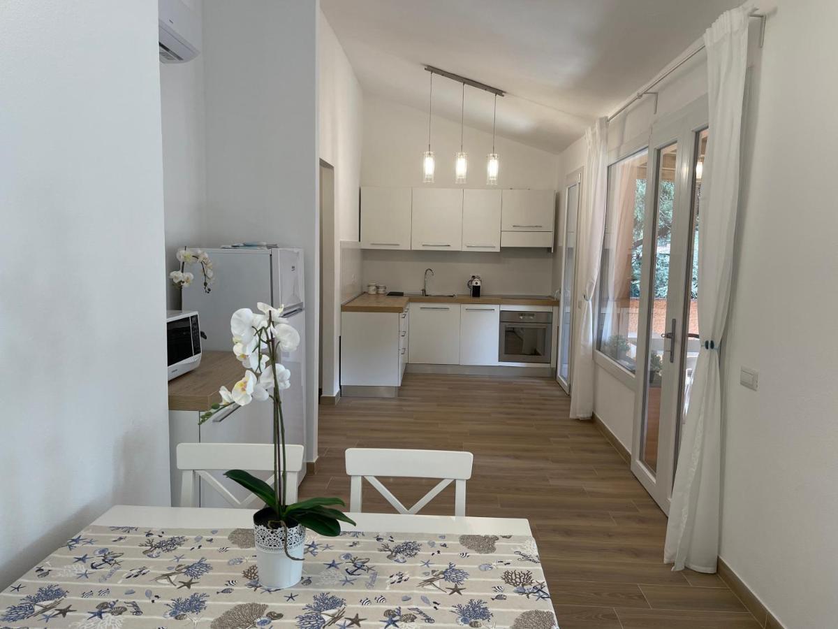 Beach House Calaverde Village Santa Margherita di Pula Exterior foto